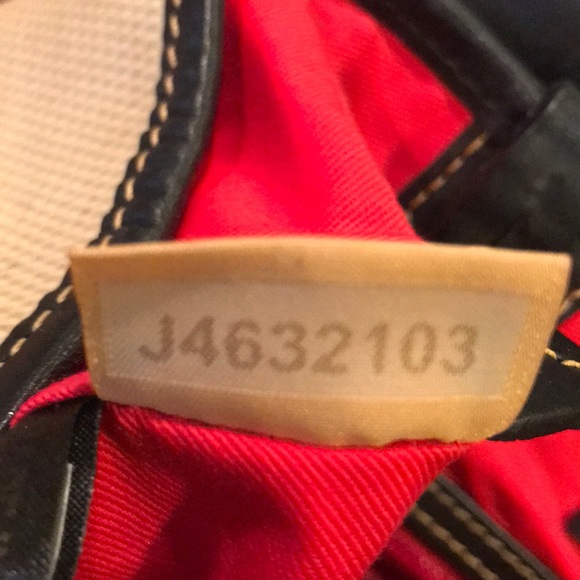 EUC Dooney and Bourke, Large Panama Wilson Satchel Bag Purse Black and Cream - Picture 2 of 8